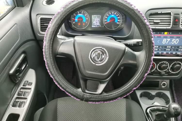 Used Dongfeng Fengon 330 2014 1.5L Manual Utility Version DK15 Steering Wheel