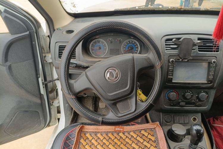 Used Dongfeng Fengon 330 2014 1.5L Manual Utility Version DK15 Steering Wheel