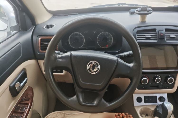 Used Dongfeng Fengon 330 2014 1.5L Manual Standard Edition DK15-02 Steering Wheel
