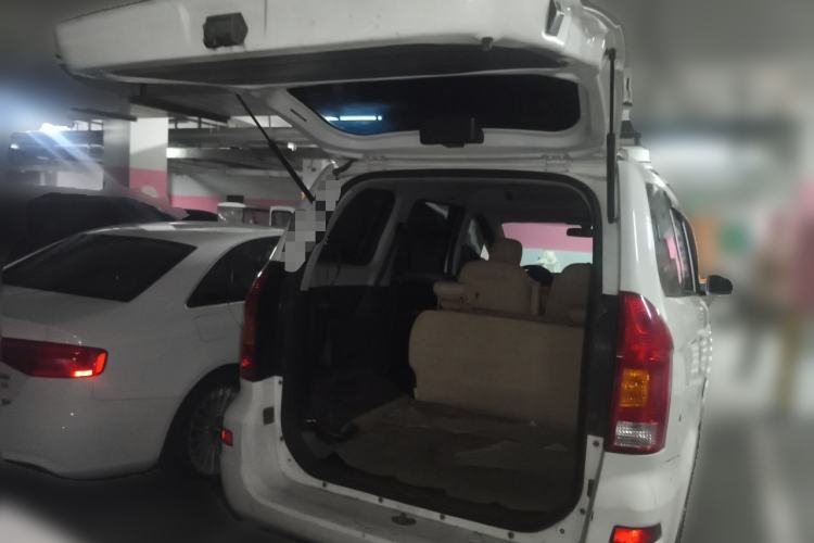 Used Dongfeng Fengon 330 2014 1.5L Manual Utility Version DK15 Trunk