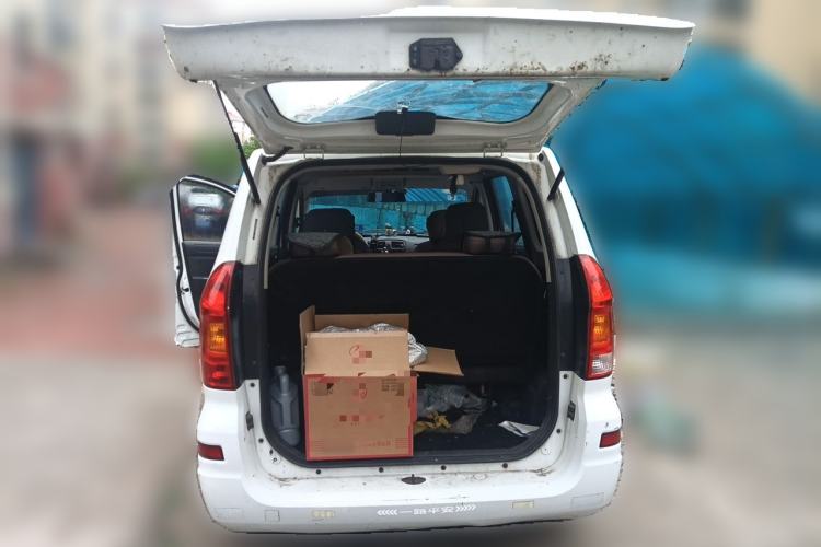 Used Dongfeng Fengon 330 2014 1.5L Manual Utility Version DK15 Trunk
