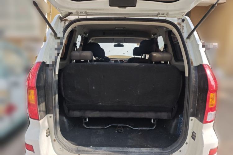 Used Dongfeng Fengon 330 2014 1.5L Manual Utility Version DK15 Trunk
