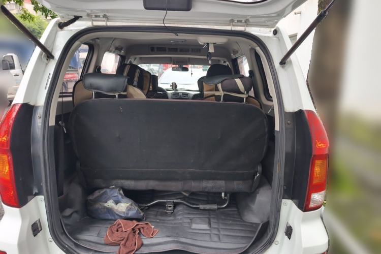 Used Dongfeng Fengon 330 2014 1.5L Manual Utility Version DK15 Trunk