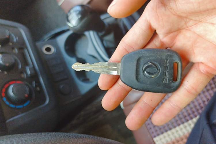 Used Dongfeng Fengon 330 2014 1.5L Manual Standard Edition DK15-02 Vehicle Key