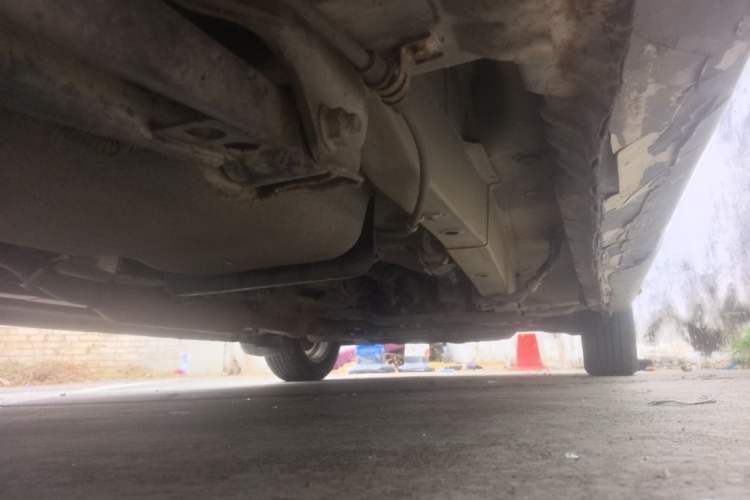 Used Dongfeng Fengon 330 2014 1.5L Manual Standard Edition DK15-02 Chassis Rear Right