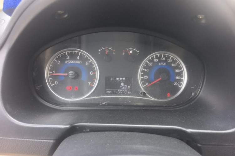 Used Dongfeng Fengon 330 2014 1.5L Manual Standard Edition DK15-02 Instrument Cluster