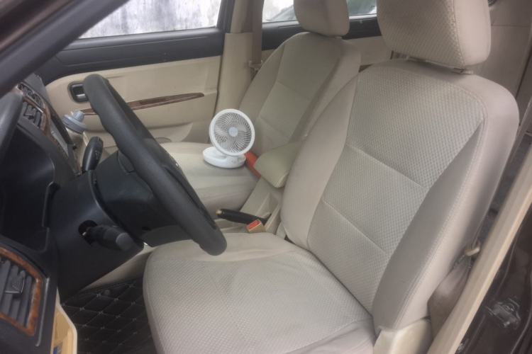 Used Dongfeng Fengon 330 2014 1.5L Manual Standard Edition DK15-02 Left Front Seat