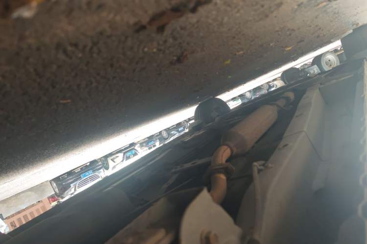 Used Dongfeng Fengon 330 2016 1.2L Manual Base Version DK12-07 Chassis Rear Left