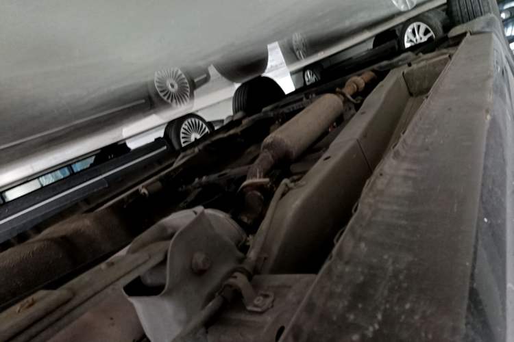 Used Dongfeng Fengon 330 2016 1.2L Manual Base Version DK12-07 Chassis Rear Left