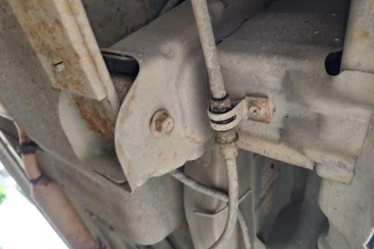 Used Dongfeng Fengon 330 2016 1.2L Manual Base Version DK12-07 Chassis Rear Right