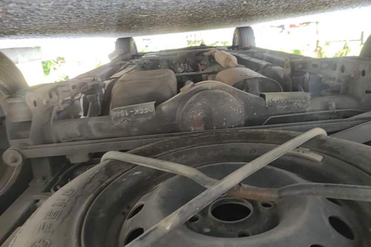 Used Dongfeng Fengon 330 2016 1.5L Manual Enjoyment Model DK15 Chassis Rear