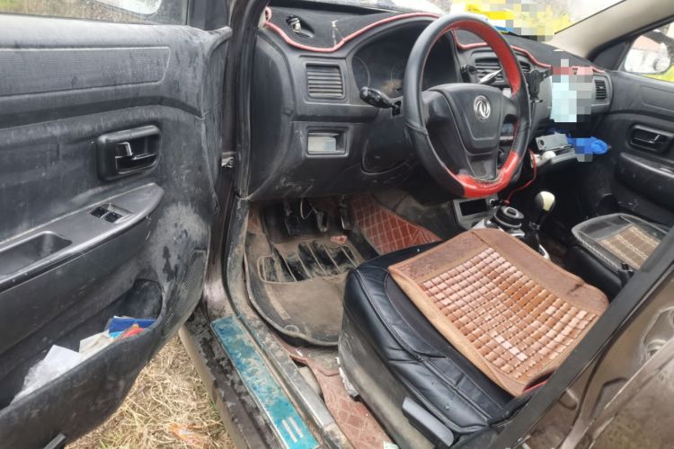 Used Dongfeng Fengon 330 2016 1.2L Manual Base Version DK12-07 Driver Seat