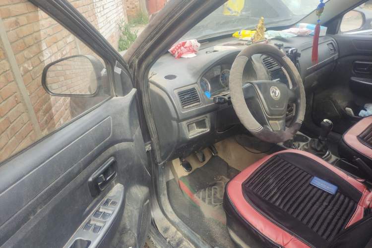 Used Dongfeng Fengon 330  Driver Seat