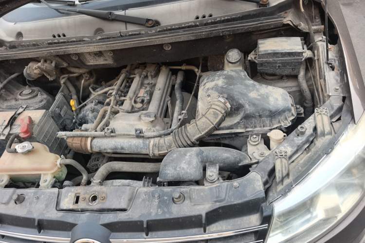 Used Dongfeng Fengon 330 2016 1.5L Manual Enjoyment Model DK15 Engine Bay