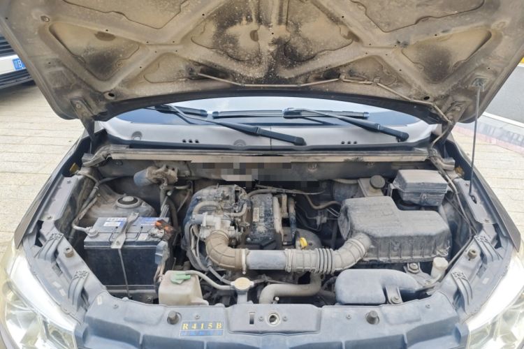 Used Dongfeng Fengon 330 2016 1.2L Manual Base Version DK12-07 Engine Bay