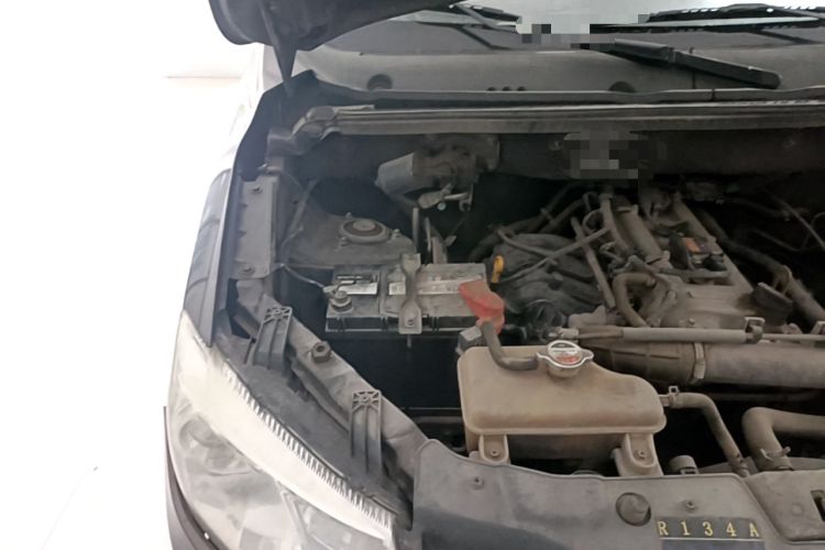 Used Dongfeng Fengon 330 2016 1.2L Manual Base Version DK12-07 Engine Bay Right