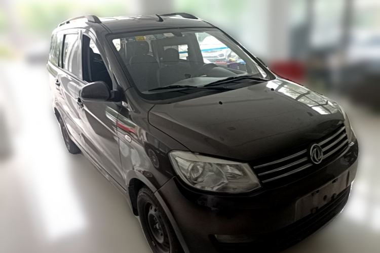 Used Dongfeng Fengon 330 2016 1.2L Manual Base Version DK12-07 Front Right 45 Deg