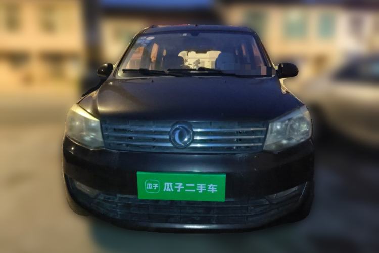 Used Dongfeng Fengon 330 2016 1.5L Manual Enjoyment Model DK15 Front