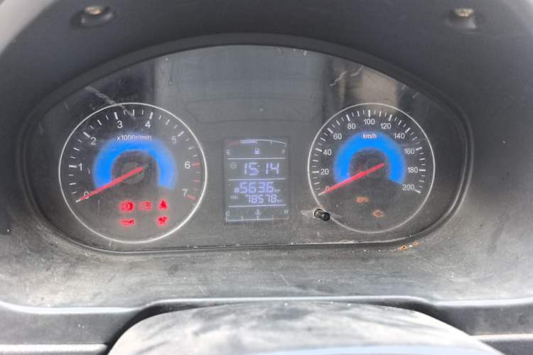 Used Dongfeng Fengon 330 2016 1.5L Manual Enjoyment Model DK15 Instrument Cluster