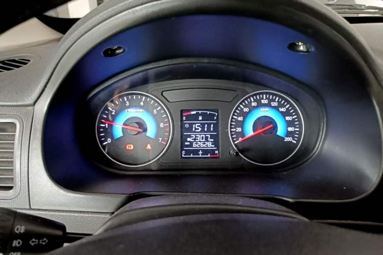 Used Dongfeng Fengon 330 2016 1.2L Manual Base Version DK12-07 Instrument Cluster