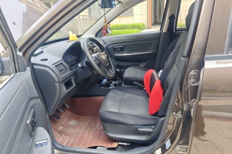 Used Dongfeng Fengon 330 2016 1.2L Manual Base Version DK12-07 Left Front Seat