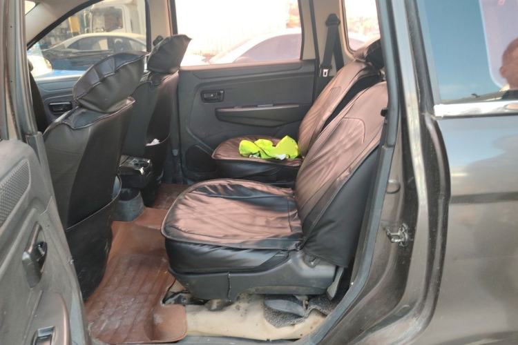Used Dongfeng Fengon 330 2016 1.5L Manual Enjoyment Model DK15 Left Rear Seat