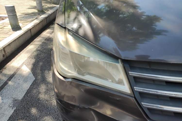 Used Dongfeng Fengon 330 2016 1.5L Manual Enjoyment Model DK15 Right Front Headlight