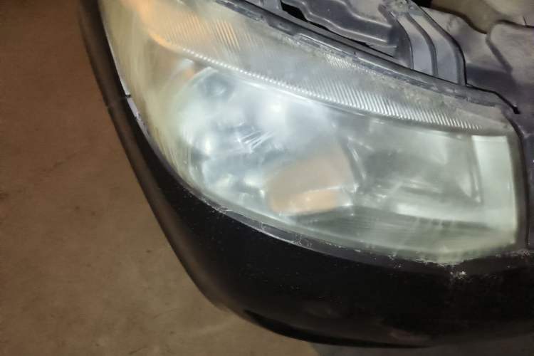 Used Dongfeng Fengon 330 2016 1.5L Manual Enjoyment Model DK15 Right Front Headlight