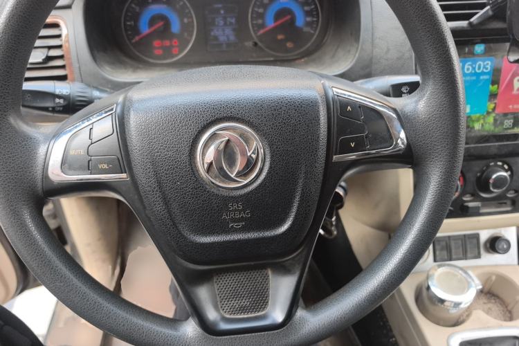 Used Dongfeng Fengon 330 2016 1.5L Manual Enjoyment Model DK15 Steering Wheel