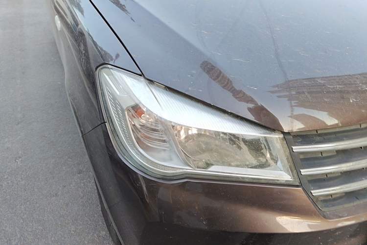 Used Dongfeng Fengon 330 2016 1.5L Manual Enjoyment Model DK15 Right Front Headlight