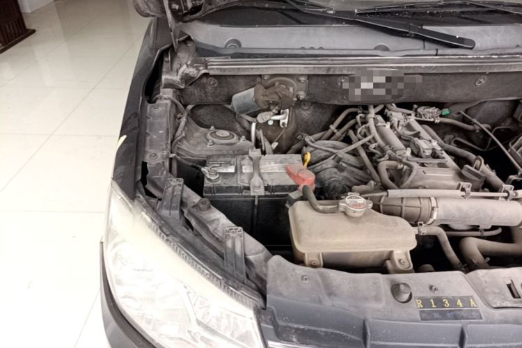 Used Dongfeng Fengon 330 2016 1.5L Manual Enjoyment Model DK15 Engine Bay Right