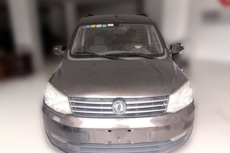 Used Dongfeng Fengon 330 2016 1.5L Manual Enjoyment Model DK15 Front