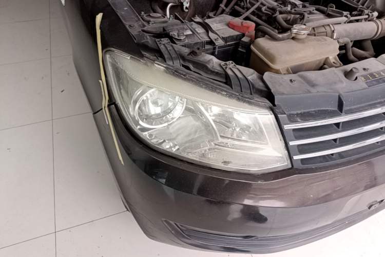 Used Dongfeng Fengon 330 2016 1.5L Manual Enjoyment Model DK15 Right Front Headlight