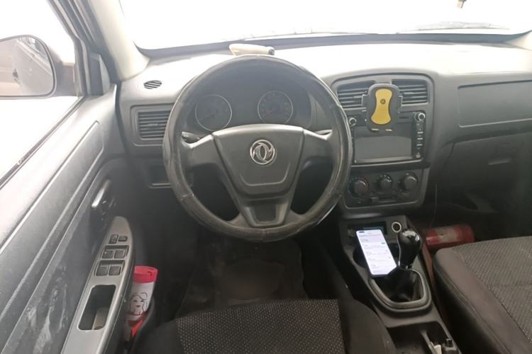 Used Dongfeng Fengon 330 2016 1.5L Manual Enjoyment Model DK15 Steering Wheel