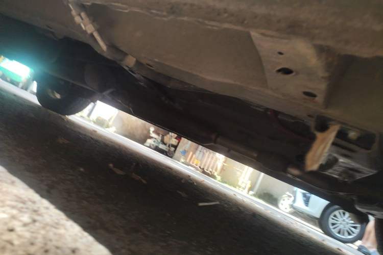 Used Dongfeng Fengon 330 2016 1.5L Manual Enjoyment Model DK15 Chassis Front Right