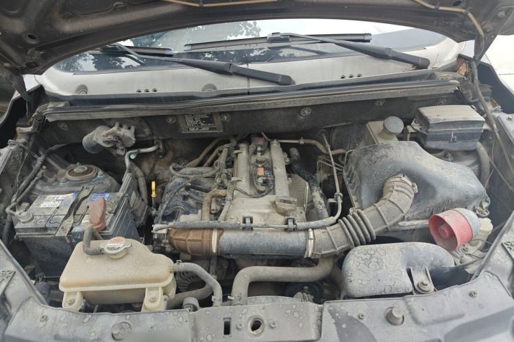 Used Dongfeng Fengon 330 2016 1.5L Manual Enjoyment Model DK15 Engine Bay