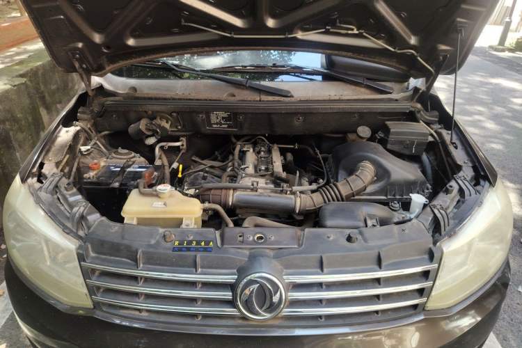 Used Dongfeng Fengon 330 2016 1.5L Manual Enjoyment Model DK15 Engine Bay