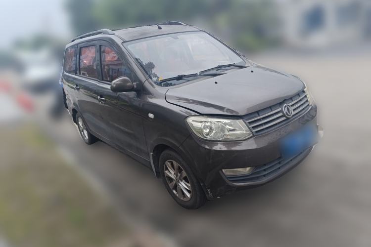 Used Dongfeng Fengon 330 2016 1.5L Manual Enjoyment Model DK15 Front Right 45 Deg