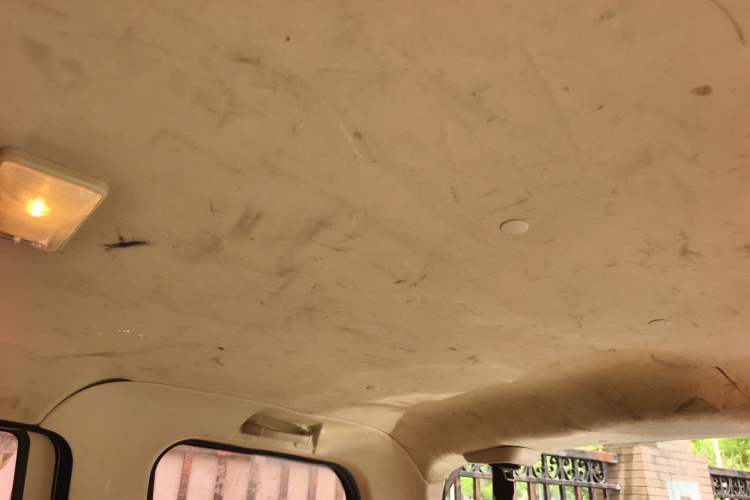 Used Dongfeng Fengon 330 2016 1.5L Manual Enjoyment Model DK15 Headliner