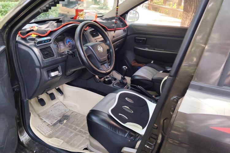Used Dongfeng Fengon 330 2016 1.2L Manual Base Version DK12-07 Left Front Seat