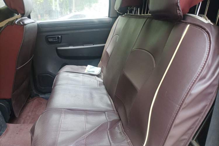 Used Dongfeng Fengon 330  Left Rear Seat