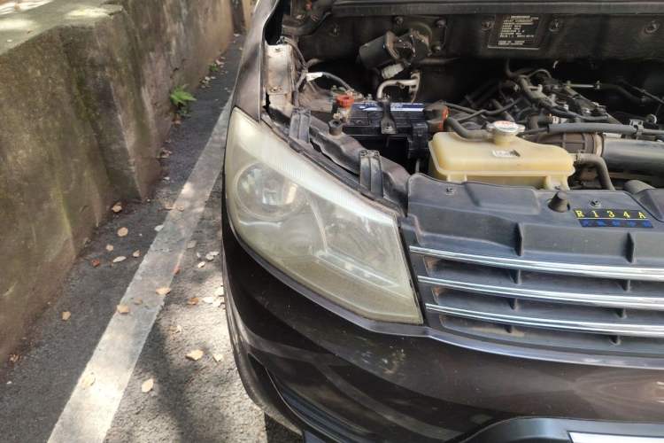 Used Dongfeng Fengon 330 2016 1.5L Manual Enjoyment Model DK15 Right Front Headlight