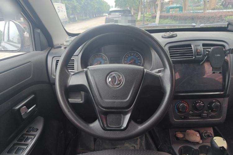 Used Dongfeng Fengon 330 2016 1.5L Manual Enjoyment Model DK15 Steering Wheel