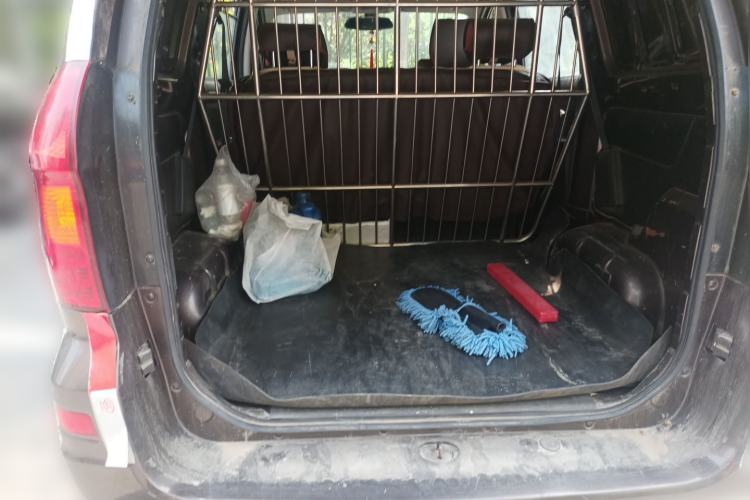 Used Dongfeng Fengon 330  Trunk