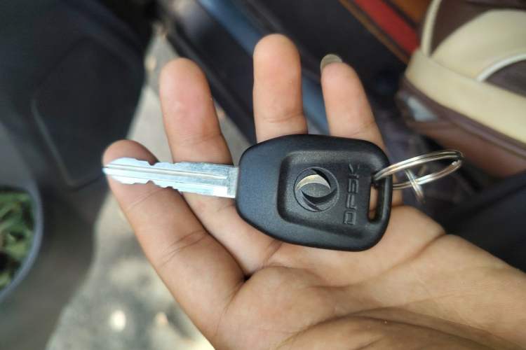 Used Dongfeng Fengon 330 2016 1.5L Manual Enjoyment Model DK15 Vehicle Key