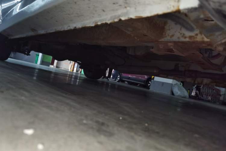 Used Dongfeng Fengon 330 2016 1.2L Manual Base Version DK12-07 Chassis Front Right