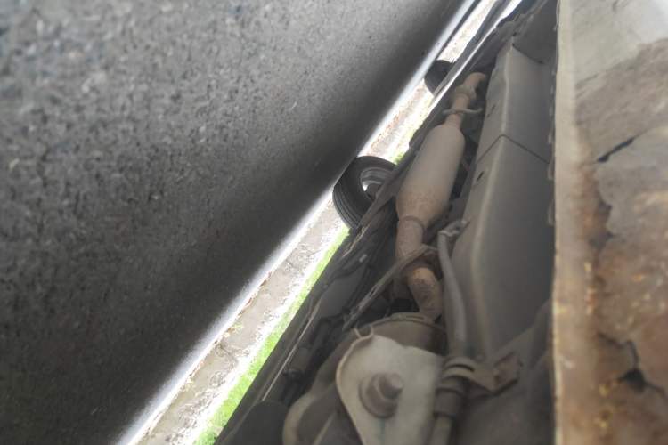 Used Dongfeng Fengon 330 2016 1.5L Manual Enjoyment Model DK15 Chassis Rear Left