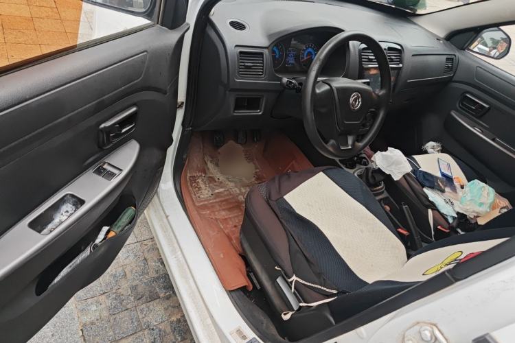 Used Dongfeng Fengon 330 2016 1.2L Manual Base Version DK12-07 Driver Seat