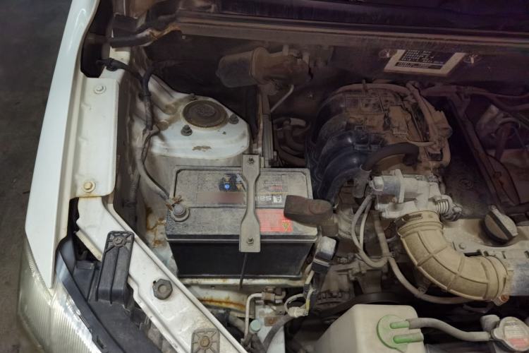 Used Dongfeng Fengon 330 2016 1.2L Manual Base Version DK12-07 Engine Bay Right