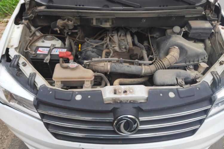 Used Dongfeng Fengon 330 2016 1.5L Manual Enjoyment Model DK15 Engine Bay